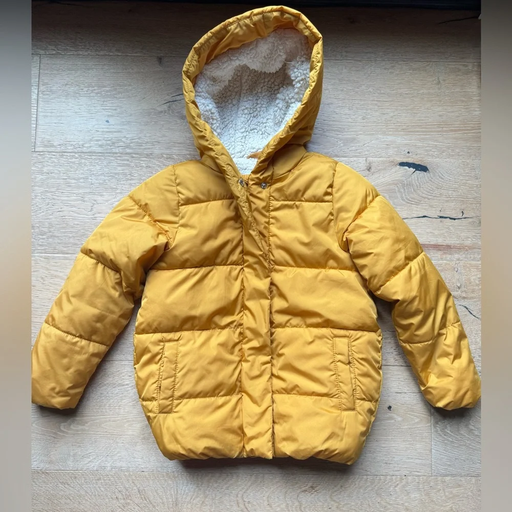 🔥KIDS Winter Hoodied Puffer Coat🔥sz M yellow price firm!